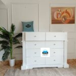 CHEST OF DRAWER
